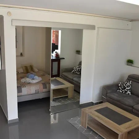 Magnifique 2 Pieces Au Calme Apartment Cannes