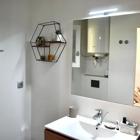 Appartamento Magnifique 2 Pièces Au Calme *